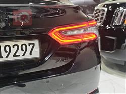 تۆیۆتا کامری